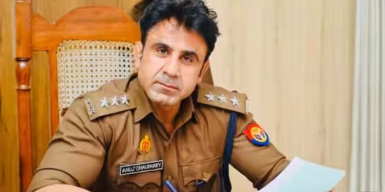 Sambhal News: “होली से दिक्कत हो तो घर से ना निकलें…” संभल CO ने मुस्लिमों को दी सख्त हिदायत