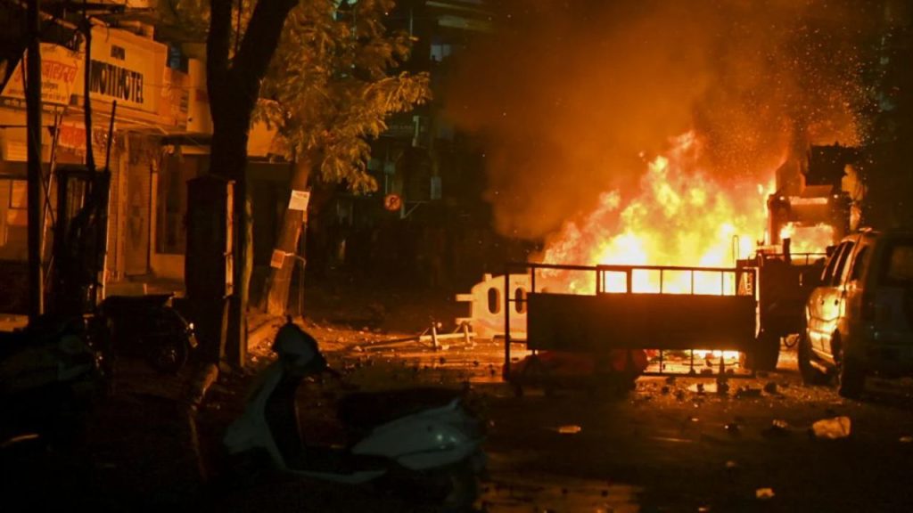 Nagpur Violence : नागपुर कर्फ्यू का दूसरा दिन आज, वीएचपी और बजरंग दल के खिलाफ FIR दर्ज