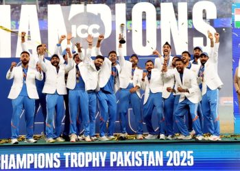 Champions Trophy : BCCI ने टीम इंडिया पर की पैसों की बारिश, चैंपियंस ट्रॉफी जीतने पर मिलेंगे 58 करोड़