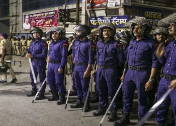 Nagpur Violence : नागपुर के कई इलाकों में प्रशासन ने कर्फ्यू में दी ढील, हिंसा मास्टरमाइंड पर देशद्रोह का केस