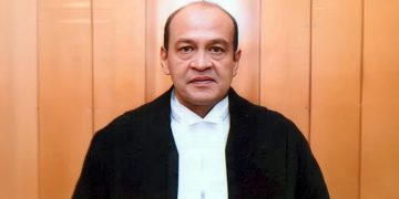 Justice Yashwant Verma : दिल्ली HC के जज के घर में लगी आग खुल गया काली कमाई का राज़!, SC ने लिया कड़ा एक्शन