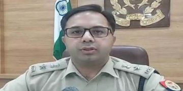 Gorakhpur : देवताओं पर अभद्र टिप्पणी मामले में सिपाही के खिलाफ सख्त एक्शन, एसएसपी ने तुरंत किया निलंबित