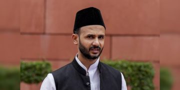 Sambhal : बर्क के घर पुलिस ने दी दस्तक! संभल सांसद को थमाया नोटिस