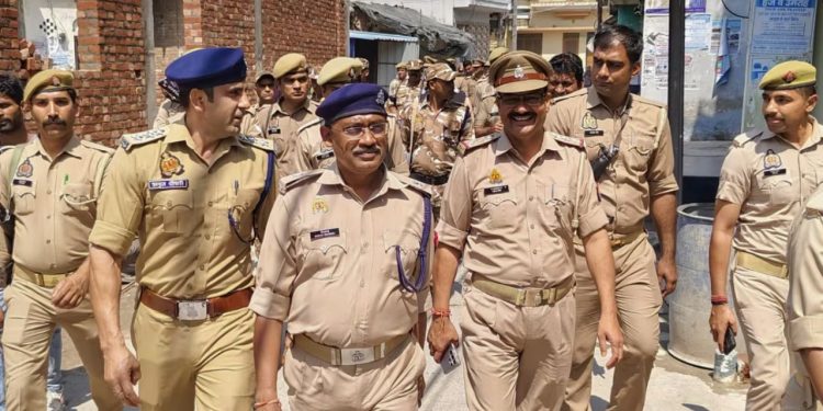 Sambhal Neja Mela : संभल में में ‘लुटेरे’ का मेला बंद!  दरगाह पर पुलिस की पेट्रोलिंग तेज