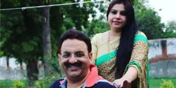 Mukhtar की बीबी लाओ,1 लाख का ईनाम पाओ…..’अफशां अंसारी’ को यूपी पुलिस ने घोषित किया भगोड़ा