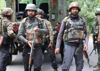 Jammu-Kashmir : जम्मू कश्मीर में पर्यटकों पर आतंकी हमला, सेना ने घेरा पूरा इलाका