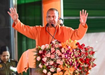 Bengal Violence: “लातों के भूत बातों से नहीं मानेंगे…” वक्फ कानून के खिलाफ बंगाल हिंसा पर बोले CM योगी