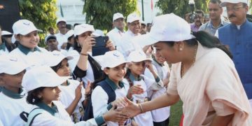 Delhi School Fee Act : मनमानी फीस वसूली पर CM रेखा का कड़ा रुख, दिल्ली सरकार ने पास किया बिल