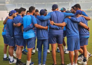 Indian Cricket Team: IPL 2025 के बीच BCCI ने दिया एक बड़ा झटका, कोच समेत 3 लोग बाहर