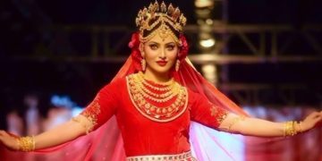 Urvashi Rautela खुद को समझने लगी हैं भगवान, DU के बच्चे बुलाते हैं दमदमामाई!
