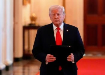 Donald Trump : सिटिजनशिप मामले पर उलटा पड़ा ट्रंप का पासा! अमेरिकी सुप्रीम कोर्ट ने लगाई फटकार