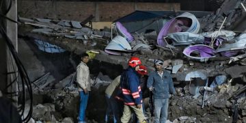 Mustafabad Building Collapsed: दिल्ली में भरभराकर गिरी 4 मंजिला बिल्डिंग, हादसे में 11 लोगों की मौत