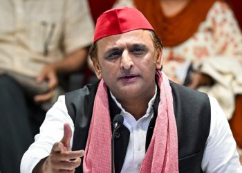 Agra News : प्लानिंग, फंडिंग, और फिर हमला…अखिलेश ने केंद्र सरकार पर साधा निशाना