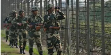 Pahalgam Terror Attack: पाकिस्तान ने लांघी मर्यादा…LoC पर फिर किया सीजफायर का उल्लंघन