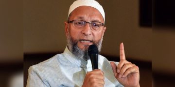 Asaduddin Owaisi : “देश उन्हें माफ नहीं करेगा…” निशिकांत दुबे के बयान गुस्से से लाल हुए ओवैसी