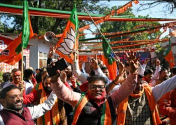 Waqf Amendment Act: वक्फ संशोधन जागरूकता अभियान चलाएगी BJP, पूरे देश में निकाली जाएंगी रैलियां