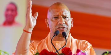 CM Yogi : CM योगी ने दी गोरखपुर को 91 करोड़ की सौगात, 13 परियोजनाओं का लोकापर्ण और शिलान्यास 