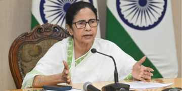 Mamata Banerjee : सुप्रीम कोर्ट के आदेश पर बोलीं ममता बनर्जी, “जब तक मैं जिंदा हूं…कोई नौकरी नहीं खोएगा”