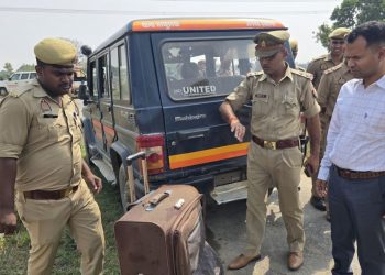 UP News: भांजे के प्यार में अंधी हुई मामी! पति के टुकडे़े कर सूटकेस में भरकर फेंका