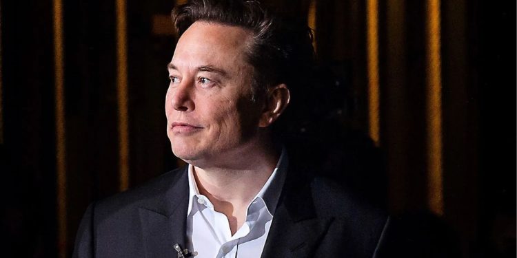Elon Musk: ट्रंप के टैरिफ से मस्क को झटका, दोस्त से लगाई वापस लेने की गुहार