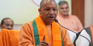 CM Yogi : “सेना की वर्दी ‘जातिवादी चश्मे’ से नहीं देखी जाती…” रामगोपाल यादव के बयान पर सीएम योगी का करारा जवाब