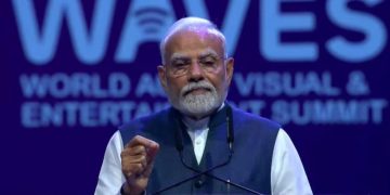 WAVES Summit 2025 : PM मोदी ने किया WAVES समिट का उद्घाटन, कंटेंट, क्रिएटिविटी और कल्चर का बताया महत्व