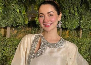 Hania Aamir : भारत में बैन हुआ Hania Aamir का इंस्टाग्राम अकाउंट, एक्ट्रेस को देखने के लिए फैन ने आजमाया नया पैंतरा