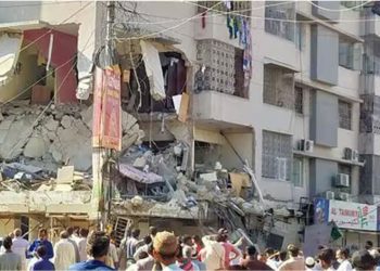 Karachi Blast : लाहौर के बाद कराची में बिछी लाशें! दहल उठा पूरा ‘आतंकिस्तान’