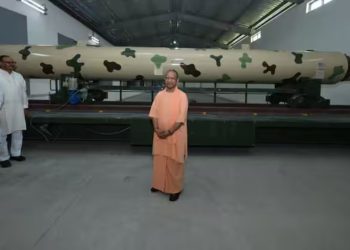 CM Yogi : मिसाइल यूनिट के उद्घाटन पर सीएम योगी बोले- ‘ब्रह्मोस की ताकत पाकिस्तान से पूछिए…”