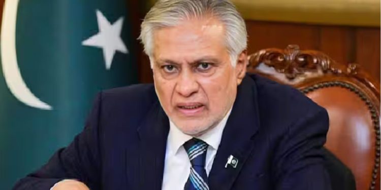 India Pakistan Ceasefire: ‘खतरे में पड़ जाएगा सीजफायर…’ पाकिस्तान के विदेश मंत्री ने फिर दी गीदड़भभकी