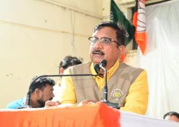 BJP Minister Vijay Shah : कर्नल सोफिया पर विवादित टिप्पणी कर फंसे भाजपा मंत्री विजय शाह, फिर देनी पड़ी सफाई