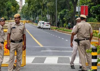 ISI Conspiracy Failed: दिल्ली में नाकाम हुई ISI की बड़ी साजिश…दो पाकिस्तानी जासूस पर कसा शिकंजा