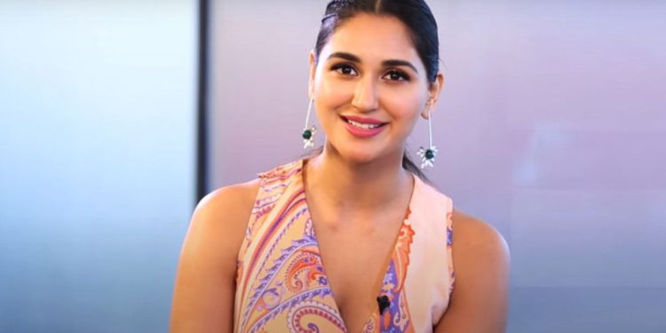 Nikita Dutta Corona Positive: कोरोना की शिकार हुई एक्ट्रेस निकिता दत्ता और उनकी मां…जानें अब कैसी होगी हालात?