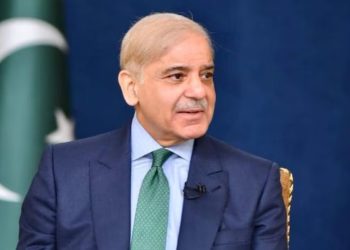 Indus Water Treaty: घुटनों पर आए शहबाज शरीफ! भारत से बातचीत के लिए तैयार पाकिस्तान