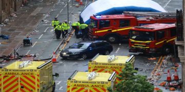 Liverpool Car Accident: जीत के जश्न में छाया मातम…लिवरपूल में खिलाड़ियों की विक्ट्री परेड में अचानक घुसी कार ने भीड़ को रौंदा