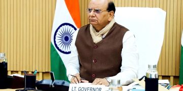Delhi: दिल्ली में मंडरा रहा खतरा…LG विनय सक्सेना की अहम बैठक जारी