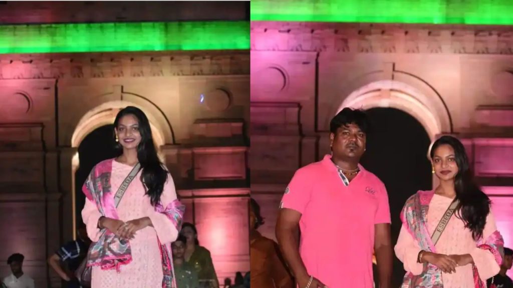 Monalisa in india gate : इंडिया गेट पर पोज देती नजर आईं वायरल गर्ल मोनालिसा, सोशल मीडिया पर छाई तस्वीरें 