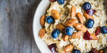 Benefits of Oats: रोज सुबह करें अपने दिन की शुरूआत हेल्दी ब्रेकफास्ट ओट्स के साथ, जानें 4 बेमिसाल फायदे