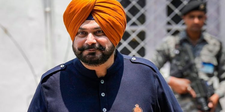 India Test Captain: सिद्धू पाजी ने दी गौतम गंभीर को नसीहत, नए टेस्ट कप्तान पर कह दी बड़ी बात