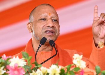 Uttar-Pradesh: कासगंज से सीएम योगी की हुंकार, कहा- “पाकिस्तान को औकात में ला दिया…”