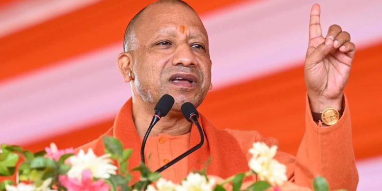 Uttar-Pradesh: कासगंज से सीएम योगी की हुंकार, कहा- “पाकिस्तान को औकात में ला दिया…”