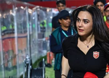 Preity Zinta : पंजाब की हार पर भड़कीं प्रीति जिंटा…आधी रात को निकाला गुस्सा, कहा “ऐसी गलती..”