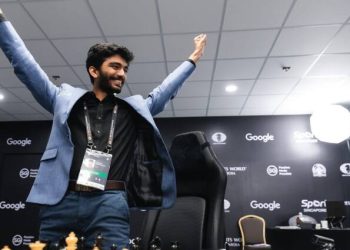 Norway Chess Tournament: वर्ल्ड चैंपियन D Mukesh ने मैग्नस कार्लसन को दी मात…हारने के बाद गुस्से से लाल हुआ खिलाड़ी