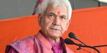 Jammu-kashmir: मनोज सिन्हा का आतंकवाद पर कड़ा एक्शन…3 कर्मचारियों को किया बर्खास्त, जैश-हिजबुल से निकला कनेक्शन