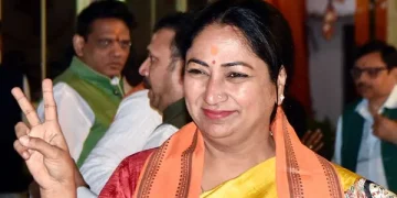 CM Rekha Gupta : दिल्ली की मुख्यमंत्री को धमकी देने वाला गिरफ्तार, आरोपी के पास वकालत की डिग्री