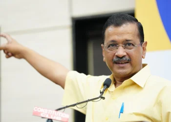 Delhi Rape Case : 9 साल की बच्ची संग रेप और हत्या मामले पर भड़के केजरीवाल, सुरक्षा व्यवस्था पर अमित शाह से किए सवाल