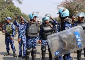 Manipur : मणिपुर में एक बार फिर बिगड़े हालात, 5 जिलों में इंटरनेट सेवाएं की गई बंद