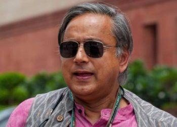 Shashi Tharoor : “हमें मनाने की जरूरत नहीं…” पाकिस्तान को लेकर शशि थरूर का ट्रंप को सीधा संदेश