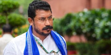 UP Politics : ‘बरसाती मेंढक’ वाले बयान पर चंद्रशेखर का मायावती के पलटवार, आकाश आनंद पर भी कह दी बड़ी बात