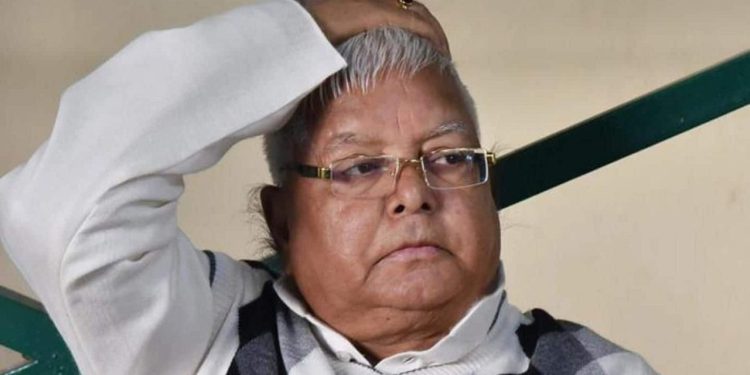 Bihar: बाबा साहेब की तस्वीर के साथ वायरल वीडियो पर बवाल, लालू यादव को राज्य अनुसूचित जाति आयोग ने भेजा नोटिस